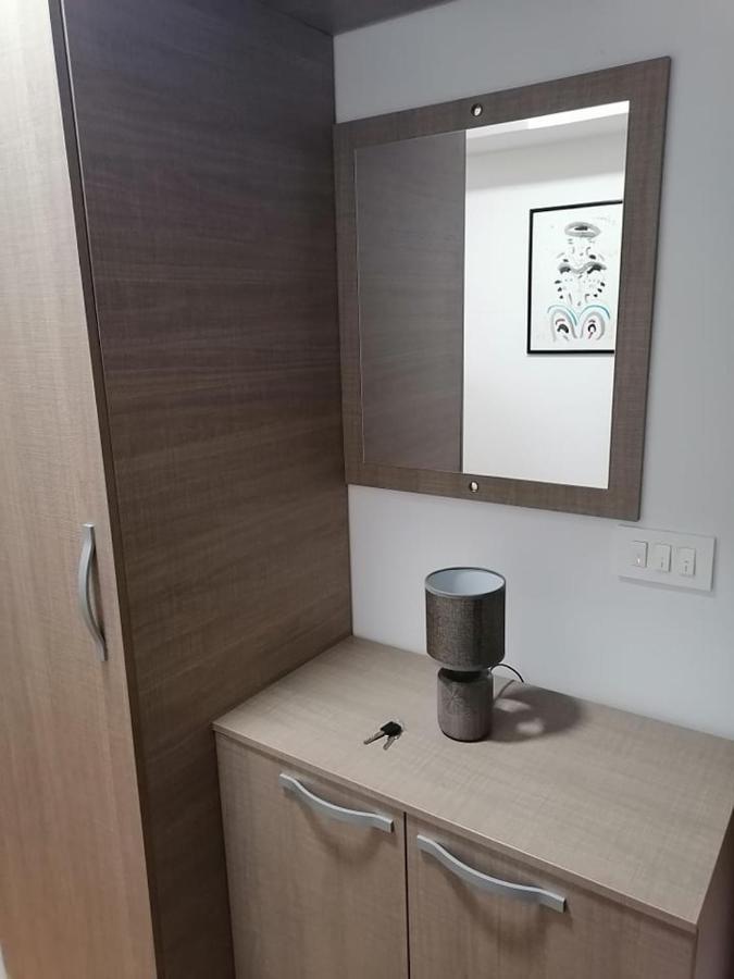 Cosmopolit Apartments โอครีด ภายนอก รูปภาพ